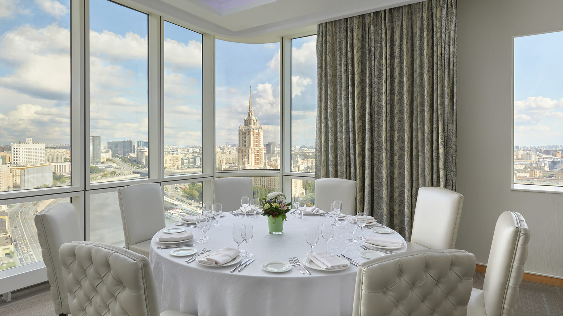 Прайват Лаунж